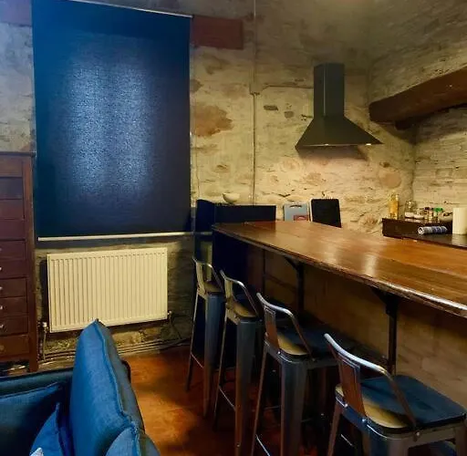 Mirador Yellow Door *